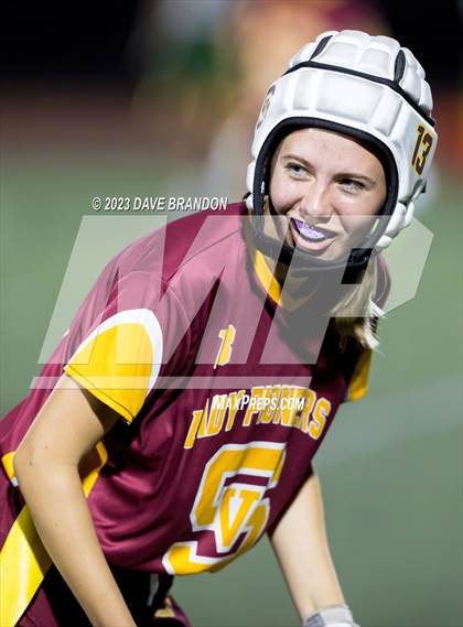Thumbnail 3 in Royal @ Simi Valley photogallery.