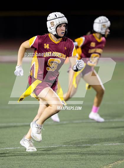 Thumbnail 2 in Royal @ Simi Valley photogallery.