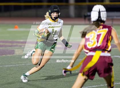 Thumbnail 2 in Royal @ Simi Valley photogallery.