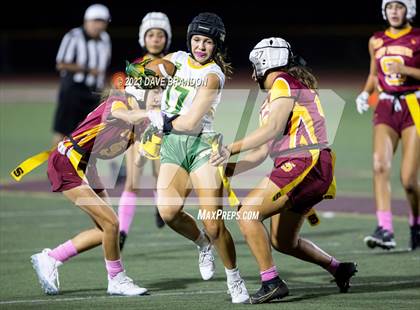 Thumbnail 2 in Royal @ Simi Valley photogallery.