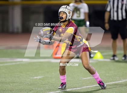 Thumbnail 1 in Royal @ Simi Valley photogallery.