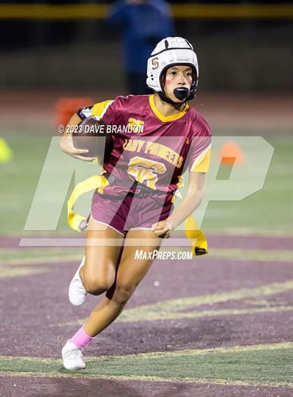 Thumbnail 2 in Royal @ Simi Valley photogallery.