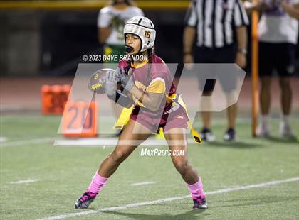 Thumbnail 2 in Royal @ Simi Valley photogallery.