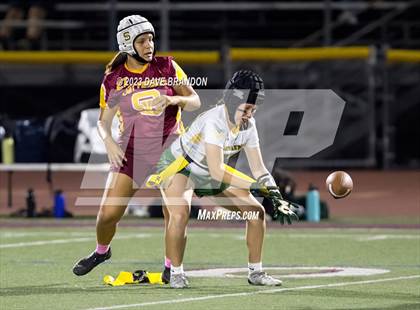 Thumbnail 1 in Royal @ Simi Valley photogallery.