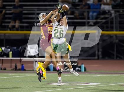 Thumbnail 3 in Royal @ Simi Valley photogallery.