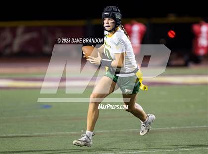 Thumbnail 2 in Royal @ Simi Valley photogallery.