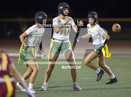 Thumbnail 1 in Royal @ Simi Valley photogallery.