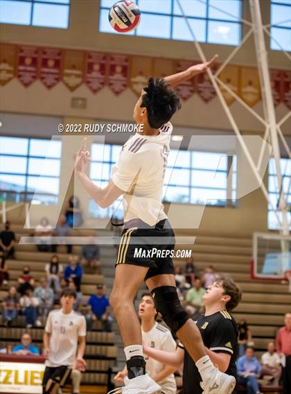 Thumbnail 1 in Bishop's vs. Francis Parker (CIF SDS D1 Championship) photogallery.