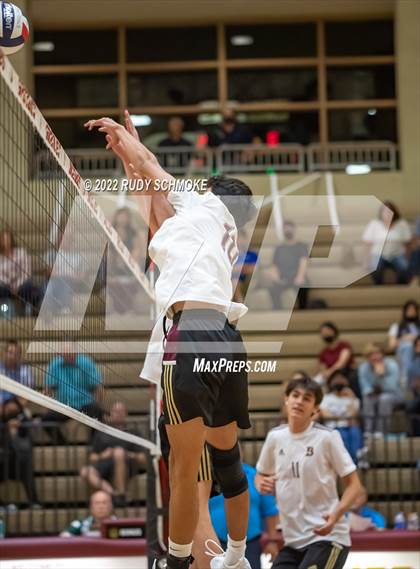 Thumbnail 1 in Bishop's vs. Francis Parker (CIF SDS D1 Championship) photogallery.