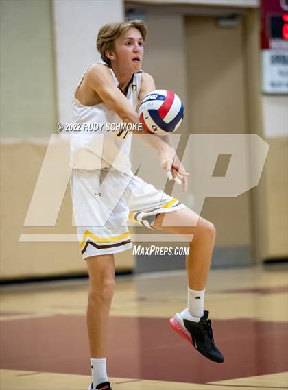 Thumbnail 2 in Bishop's vs. Francis Parker (CIF SDS D1 Championship) photogallery.