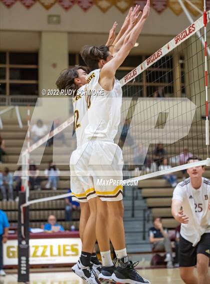 Thumbnail 2 in Bishop's vs. Francis Parker (CIF SDS D1 Championship) photogallery.