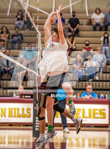 Thumbnail 1 in Bishop's vs. Francis Parker (CIF SDS D1 Championship) photogallery.
