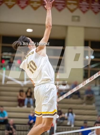Thumbnail 3 in Bishop's vs. Francis Parker (CIF SDS D1 Championship) photogallery.