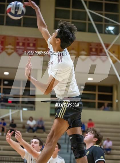 Thumbnail 3 in Bishop's vs. Francis Parker (CIF SDS D1 Championship) photogallery.