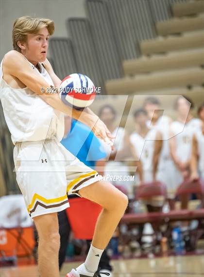 Thumbnail 2 in Bishop's vs. Francis Parker (CIF SDS D1 Championship) photogallery.