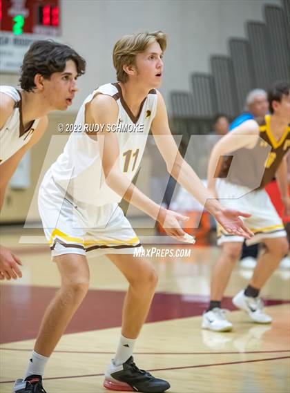 Thumbnail 2 in Bishop's vs. Francis Parker (CIF SDS D1 Championship) photogallery.
