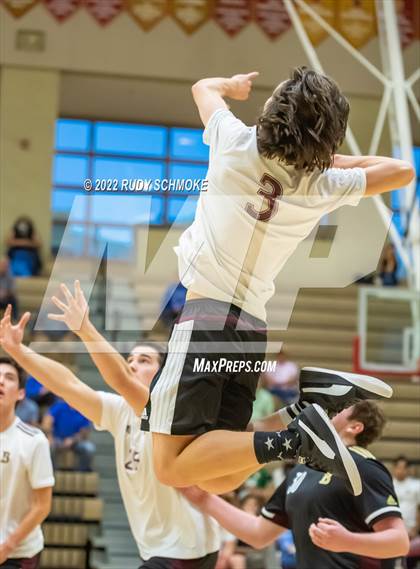 Thumbnail 1 in Bishop's vs. Francis Parker (CIF SDS D1 Championship) photogallery.