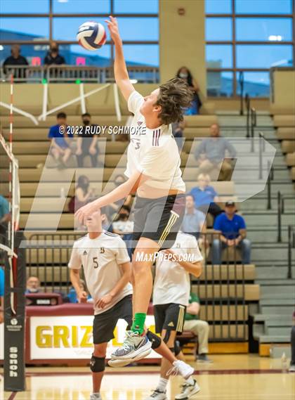 Thumbnail 3 in Bishop's vs. Francis Parker (CIF SDS D1 Championship) photogallery.