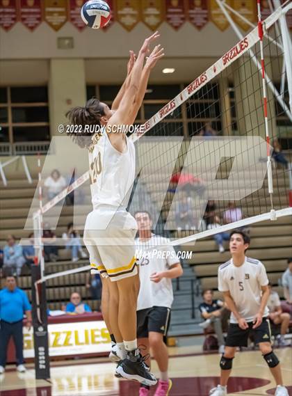 Thumbnail 3 in Bishop's vs. Francis Parker (CIF SDS D1 Championship) photogallery.