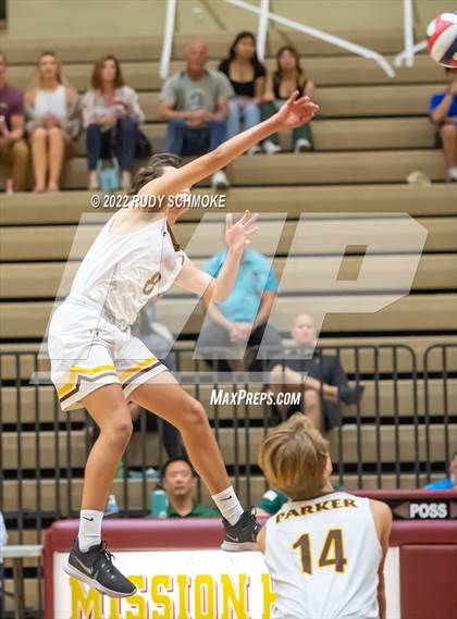 Thumbnail 3 in Bishop's vs. Francis Parker (CIF SDS D1 Championship) photogallery.