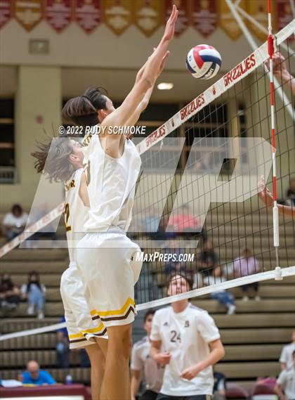 Thumbnail 2 in Bishop's vs. Francis Parker (CIF SDS D1 Championship) photogallery.