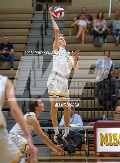 Thumbnail 2 in Bishop's vs. Francis Parker (CIF SDS D1 Championship) photogallery.