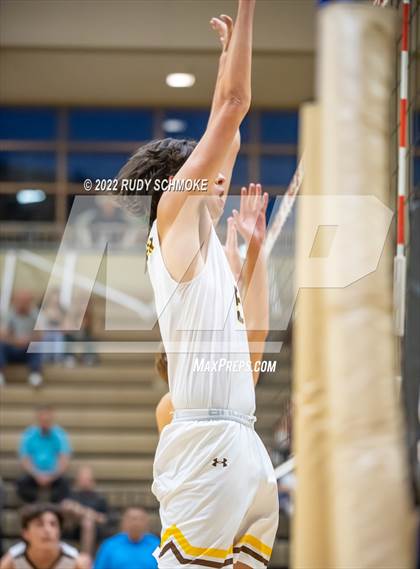 Thumbnail 2 in Bishop's vs. Francis Parker (CIF SDS D1 Championship) photogallery.