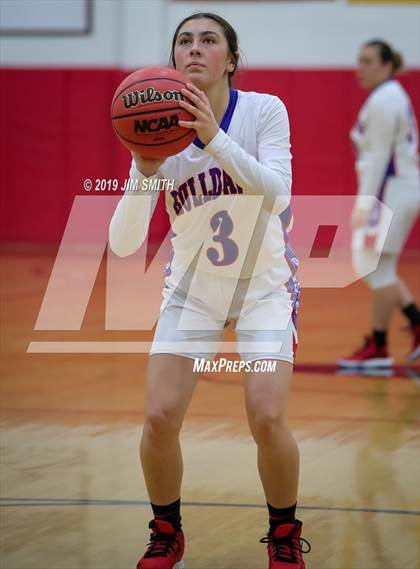 Thumbnail 2 in Eldorado vs. Las Cruces (Joe Armijo Basketball Classic) photogallery.