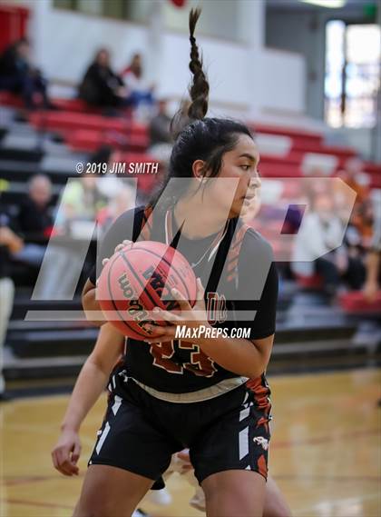 Thumbnail 1 in Eldorado vs. Las Cruces (Joe Armijo Basketball Classic) photogallery.