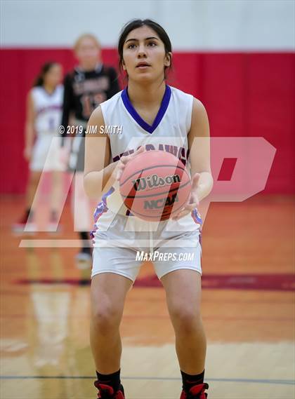 Thumbnail 2 in Eldorado vs. Las Cruces (Joe Armijo Basketball Classic) photogallery.