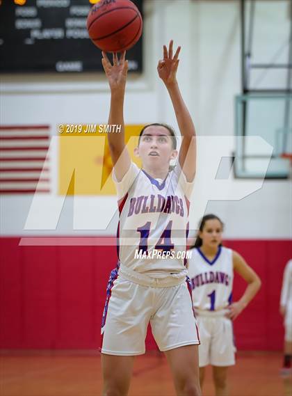 Thumbnail 2 in Eldorado vs. Las Cruces (Joe Armijo Basketball Classic) photogallery.