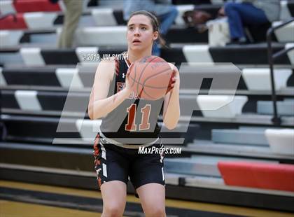 Thumbnail 3 in Eldorado vs. Las Cruces (Joe Armijo Basketball Classic) photogallery.