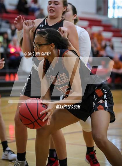 Thumbnail 1 in Eldorado vs. Las Cruces (Joe Armijo Basketball Classic) photogallery.