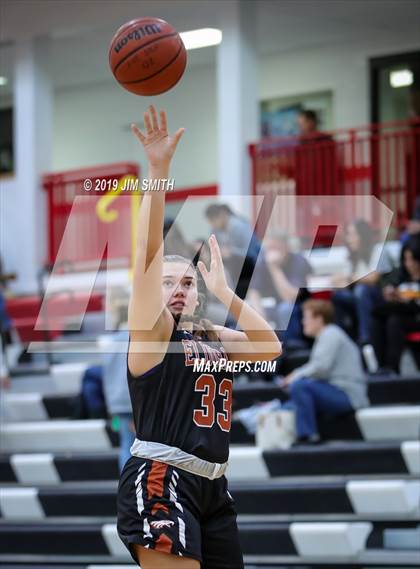 Thumbnail 3 in Eldorado vs. Las Cruces (Joe Armijo Basketball Classic) photogallery.