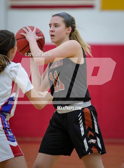 Thumbnail 2 in Eldorado vs. Las Cruces (Joe Armijo Basketball Classic) photogallery.