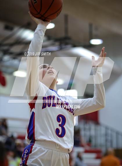 Thumbnail 3 in Eldorado vs. Las Cruces (Joe Armijo Basketball Classic) photogallery.