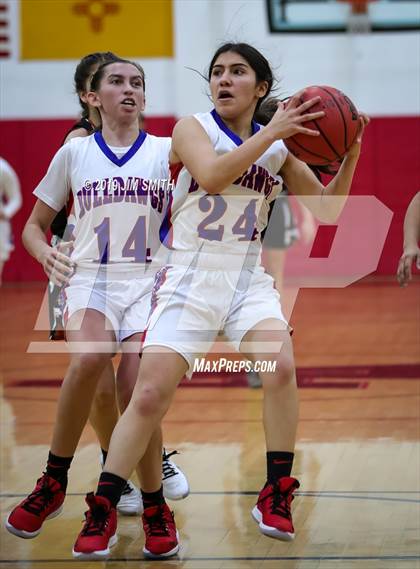 Thumbnail 1 in Eldorado vs. Las Cruces (Joe Armijo Basketball Classic) photogallery.