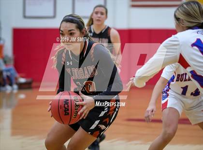 Thumbnail 1 in Eldorado vs. Las Cruces (Joe Armijo Basketball Classic) photogallery.