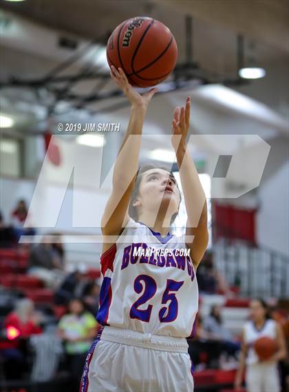 Thumbnail 1 in Eldorado vs. Las Cruces (Joe Armijo Basketball Classic) photogallery.