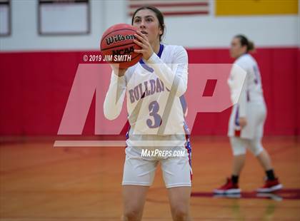 Thumbnail 1 in Eldorado vs. Las Cruces (Joe Armijo Basketball Classic) photogallery.
