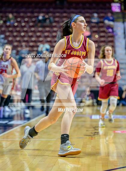 Thumbnail 2 in Sacred Heart Academy vs. St. Joseph (CIAC Class MM Final) photogallery.