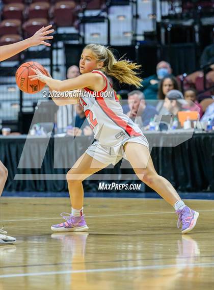 Thumbnail 1 in Sacred Heart Academy vs. St. Joseph (CIAC Class MM Final) photogallery.