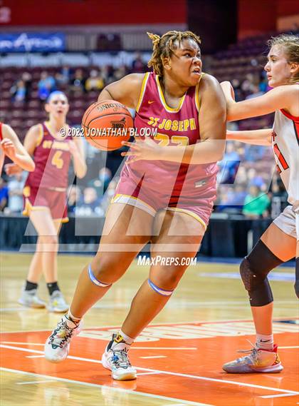 Thumbnail 2 in Sacred Heart Academy vs. St. Joseph (CIAC Class MM Final) photogallery.