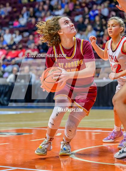 Thumbnail 3 in Sacred Heart Academy vs. St. Joseph (CIAC Class MM Final) photogallery.