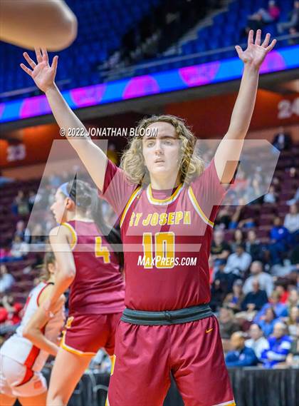 Thumbnail 2 in Sacred Heart Academy vs. St. Joseph (CIAC Class MM Final) photogallery.