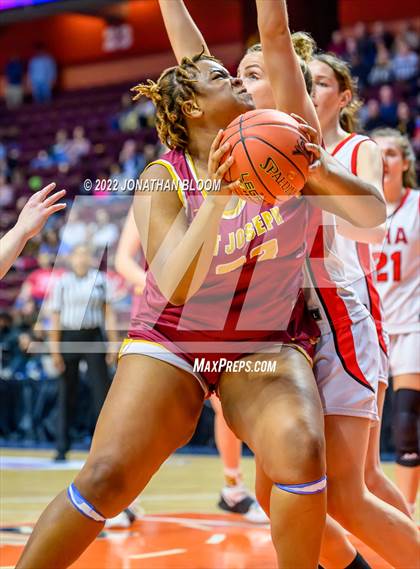 Thumbnail 2 in Sacred Heart Academy vs. St. Joseph (CIAC Class MM Final) photogallery.