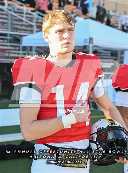 Thumbnail 3 in 1st  Annual Offertunity All-Star Bowl (Arizona vs. California) photogallery.