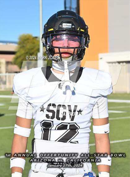 Thumbnail 2 in 1st  Annual Offertunity All-Star Bowl (Arizona vs. California) photogallery.