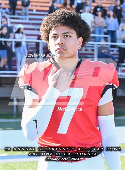 Thumbnail 3 in 1st  Annual Offertunity All-Star Bowl (Arizona vs. California) photogallery.