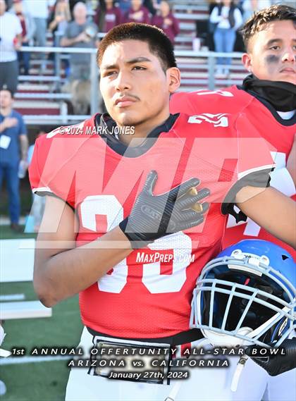 Thumbnail 2 in 1st  Annual Offertunity All-Star Bowl (Arizona vs. California) photogallery.